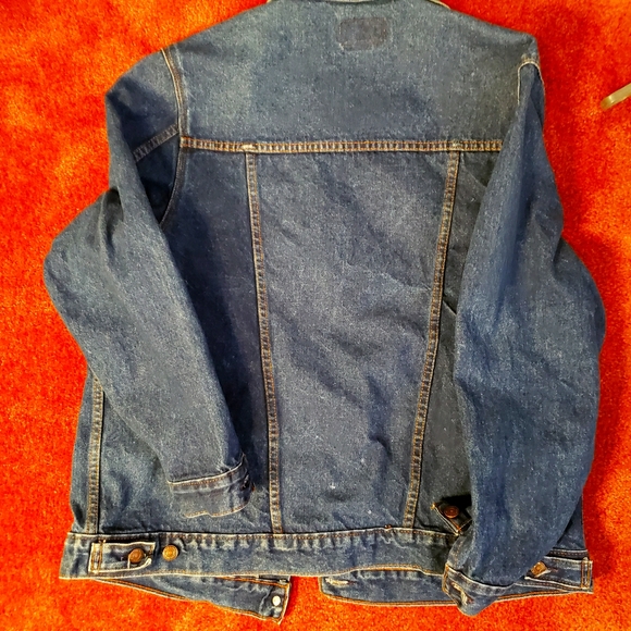 Levi's Denim Trucker Jacket - Picture 2 of 3
